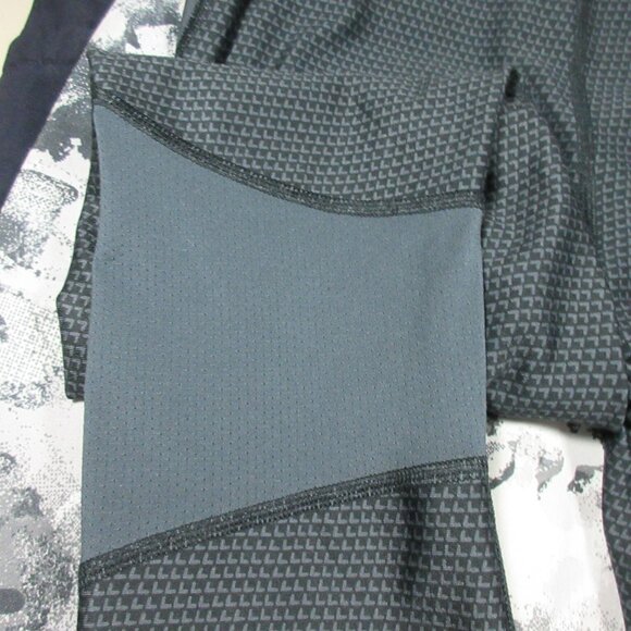 Under Armour womens black an gray geometric print crop leggings M - Picture 6 of 6